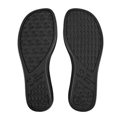 Chocolaticas® Game Of Hearts Women's Mary Jane Flat