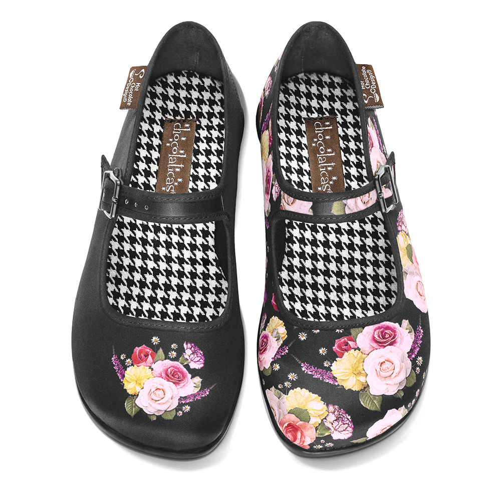 ChocolaticasĀ® Velvet Garden Women's Mary Jane Flat